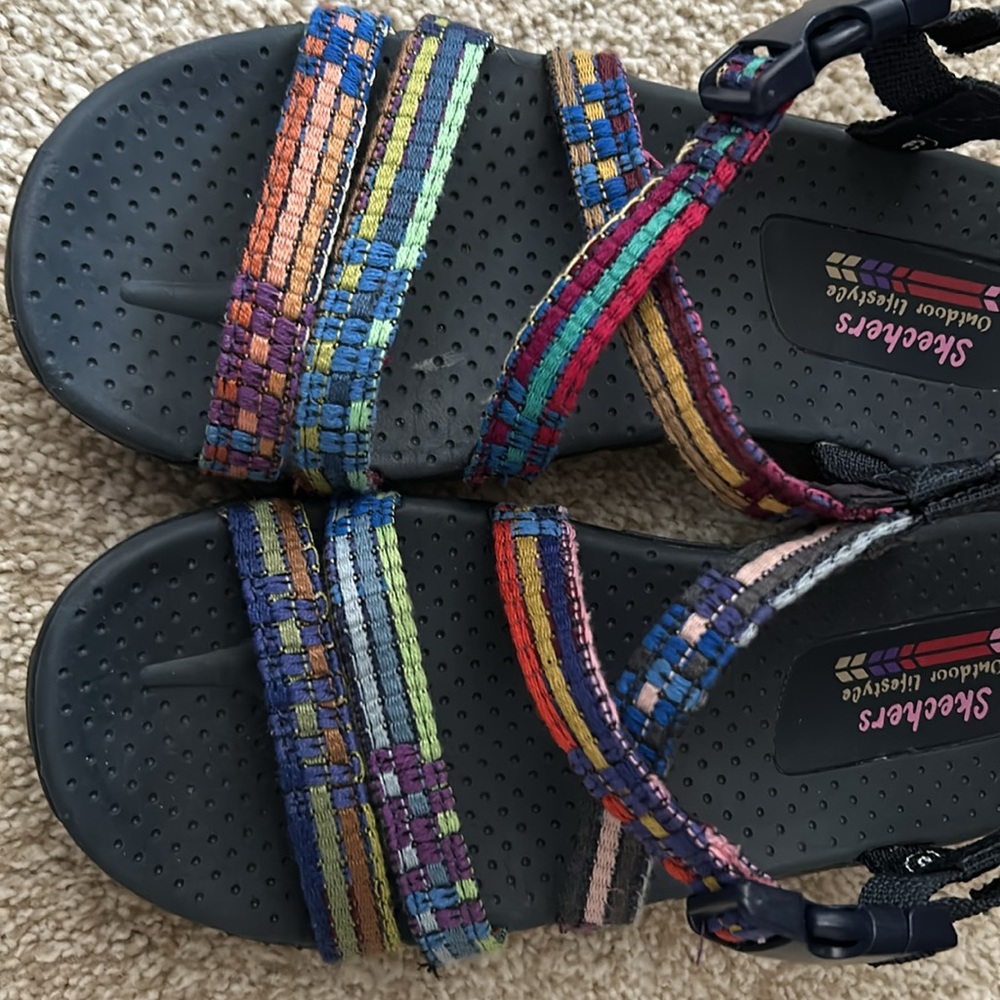 SKECHERS Sandals, Outdoor Lifestyle, size 6.  Only wore few times. - Picture 5 of 8